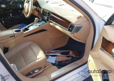 2011 Porsche Panamera 4 from USA, damaged, VIN WP0AA2A72BL016484